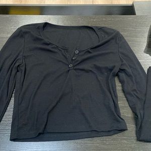 Shein long sleeved crop top. Size Medium